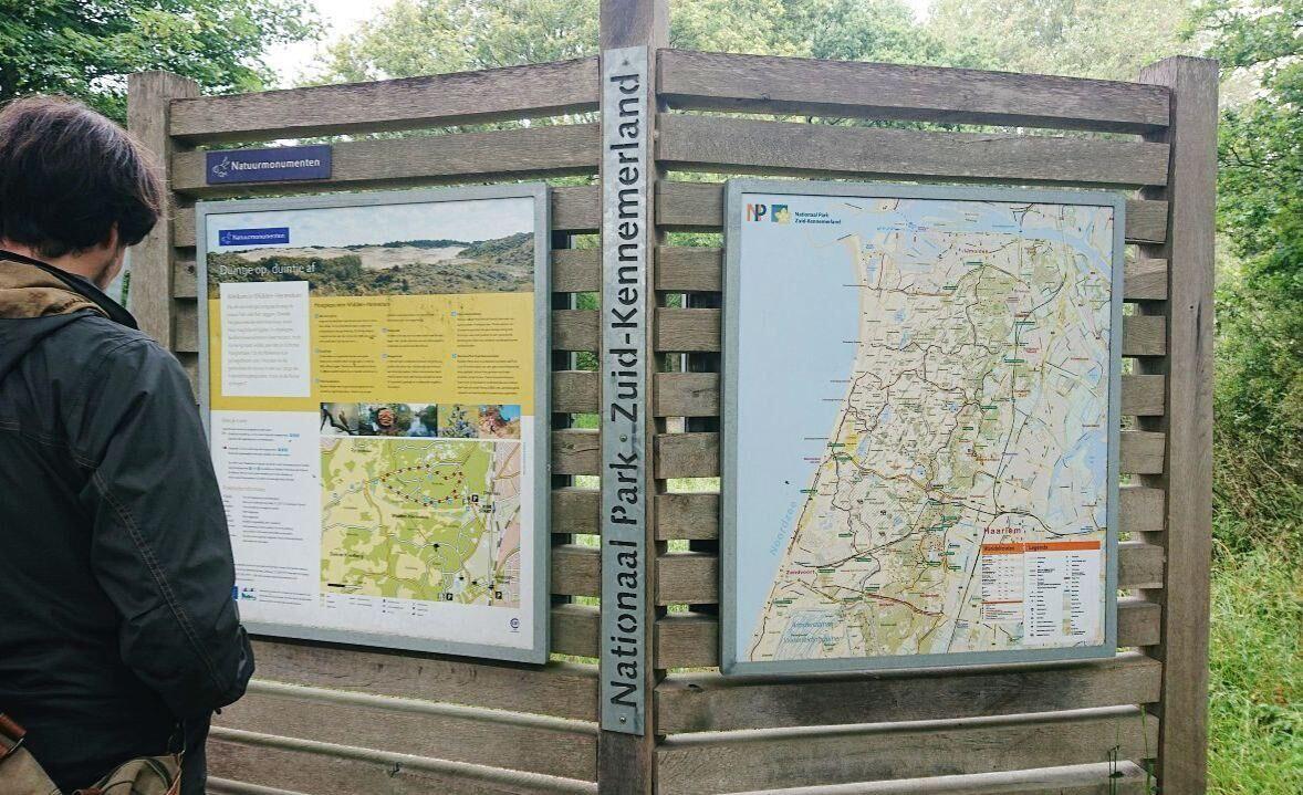 Informatiebord wandelingen Nationaal Park Zuid-Kennemerland