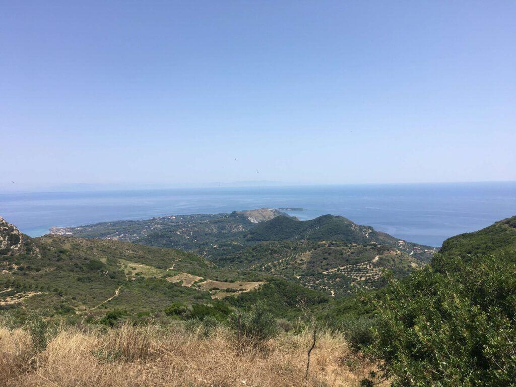 Zon, zee en strand: Zakynthos bezienswaardigheden en vakantietips — noon hike